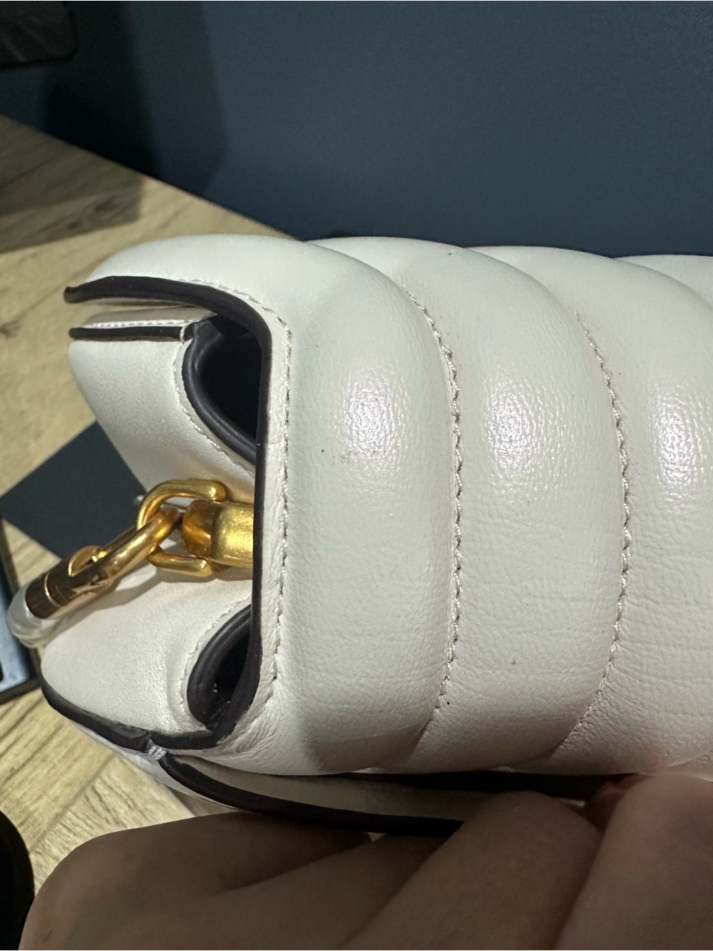 What The Shell 3D bag
kate spade new york - Picture 10 of 15